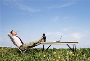 Jobul fără program, la care poţi munci când vrei şi cât vrei