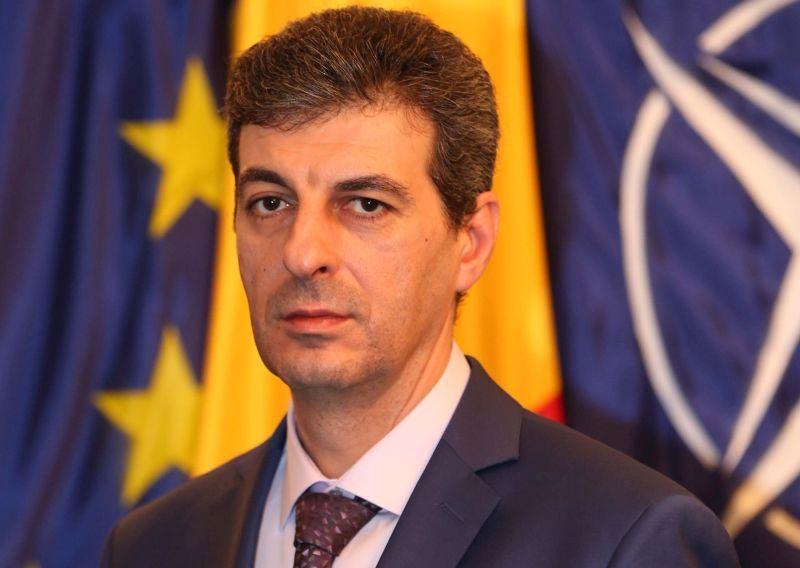 Apărarea europeană, în mâna unui român. Mihnea Motoc, în conducerea EPSC
