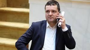 USR a atacat la CCR legea care desfiinţează conflictul de interese