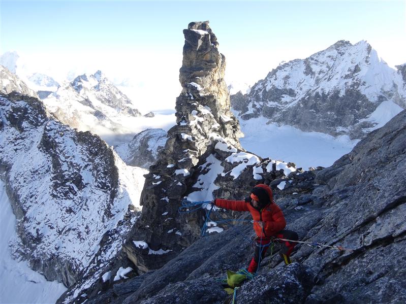 Alpinistul clujean Vlad Căpușan, luat de o avalanșă în Himalaya