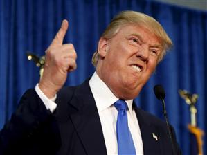 VIDEO Donald Trump, la volanul unui Rolls Royce, în timp ce ascultă muzică