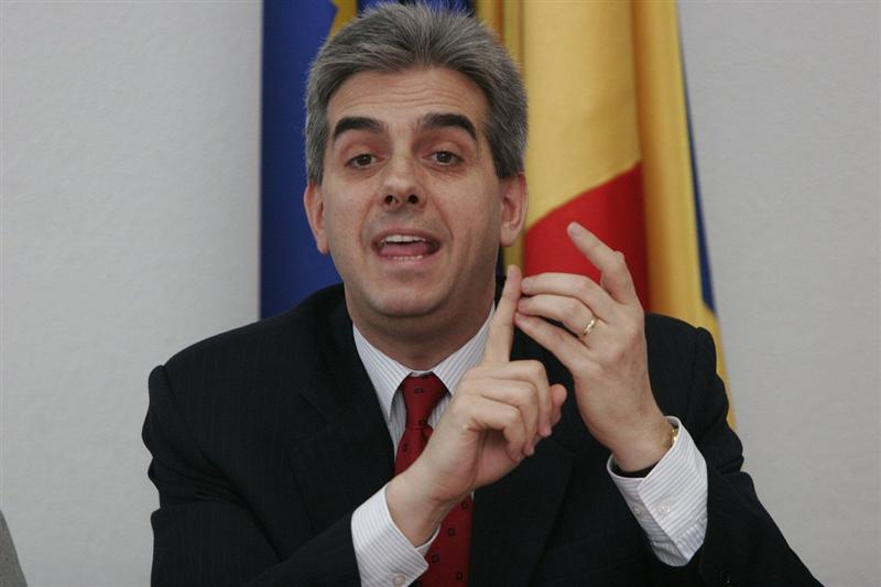 Noul viceguvernator al BNR declară că este îngrijorat de creşterea economică rapidă a României