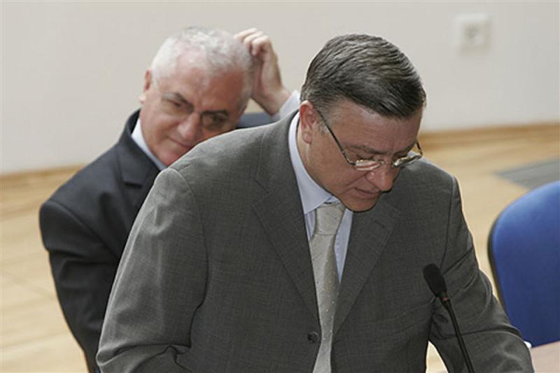 Sandu şi Dragomir, achitaţi în dosarul dezafilierii Universităţii Craiova. Decizie similară pentru FRF şi LPF