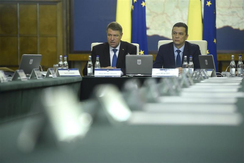 Ponta: Dacă moţiunea pică, Sorin Grindeanu va discuta joi cu PSD şi ALDE despre noul Cabinet