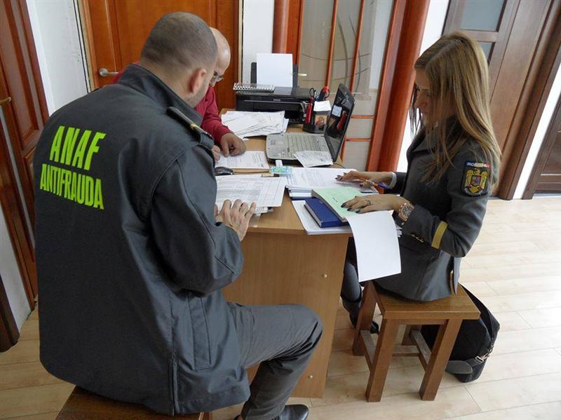 Fraudă de 35 de milioane descoperită de fisc. 475 de societăţi implicate