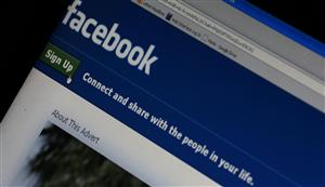 Facebook, cu 2 miliarde de utilizatori, dublu faţă de 2012. Cum stau Twitter şi Snapchat