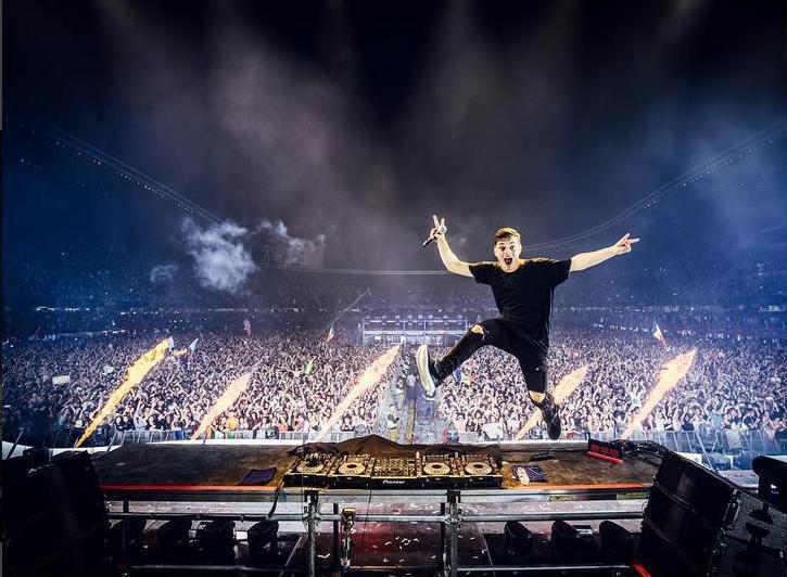 Ultimele bilete şi abonamente disponibile la Untold 2017. Cât costă