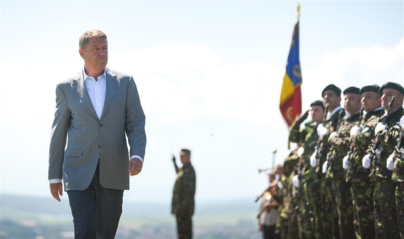 Iohannis îndeamnă armata să cheltuiască banii cu folos: Suntem deja foarte târziu în anul fiscal