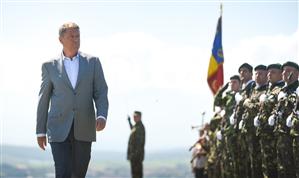 Iohannis îndeamnă armata să cheltuiască banii cu folos: Suntem deja foarte târziu în anul fiscal