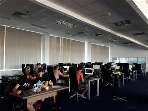 IT-işti şcoliţi neconvenţional la Bucureşti, după o reţetă clujeană