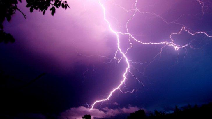 Sfântul Ilie, aducătorul de ploi, este sărbătorit astăzi de creştini. Ce superstiţii sunt în tradiţia populară