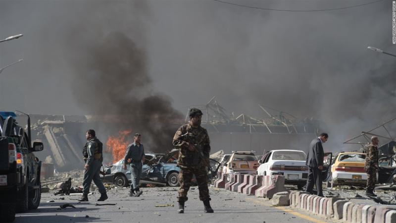 Cel puţin 24 de morţi şi 42 de răniţi într-un atentat sinucigaş la Kabul