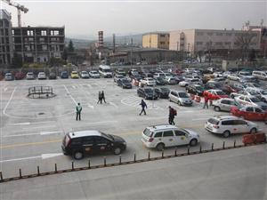 Parkingul şi hotelul de la aeroport, în aer. UTI şi Consiliul Judeţean Cluj nu se înţeleg
