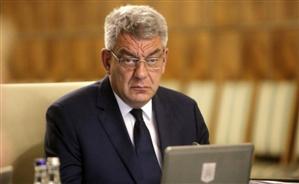 Tudose cere debirocratizarea sistemului de sănătate: Bolnavii nu sunt sportivi de performanţă să plimbe acte