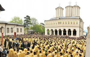 Patriarhia, despre dările către stat: BOR nu beneficiază de privilegii, ci de facilităţi fiscale. Sunt plătite taxe şi impozite