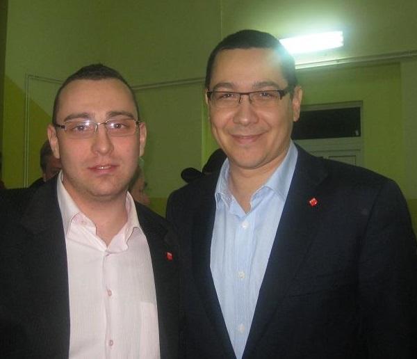 Toate tunurile pe Nasra. Ponta: „Pitecantrop politic