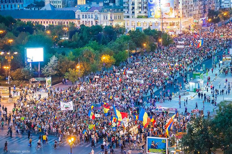 Contestatarii proiectului Roșia Montană ies în stradă la Cluj