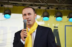Liberalii vor să stopeze creșterea salariului minim