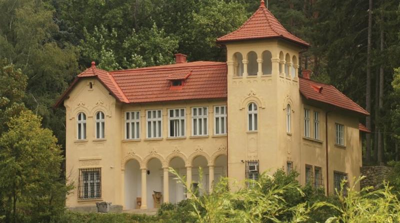 Muzeul Memorial „Octavian Goga” din Ciucea împlineşte jumătate de secol