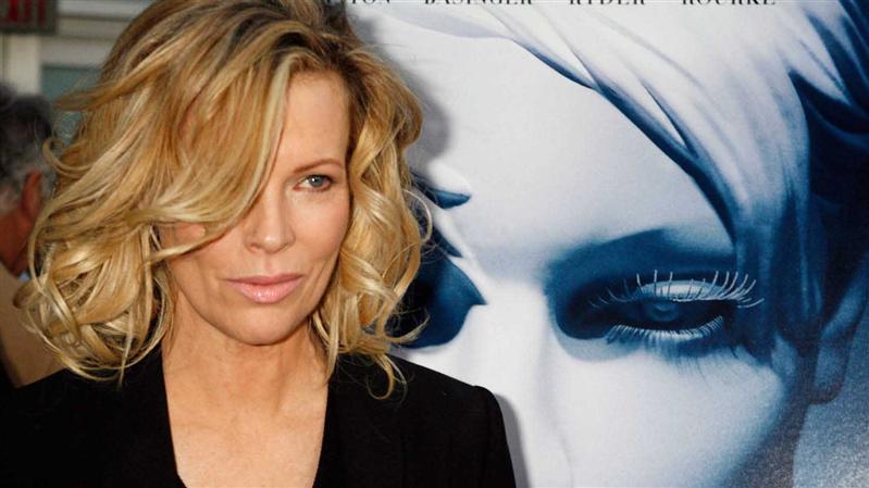 FOTO | Cum arată Kim Basinger la 63 de ani