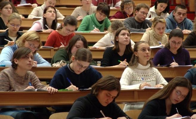 LIVE  - Admiterea de toamnă la UBB. Unde mai sunt locuri şi care este concurenţa