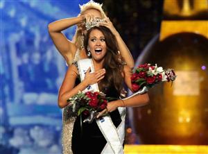 FOTO | Cum arată noua Miss America. Este campioană la dans