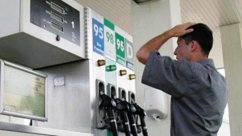 Pregătiți-vă buzunarele. De vineri se scumpesc carburanții