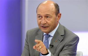 Băsescu: Iohannis greşeşte; ar trebui să constate că sunt probleme majore în justiţie