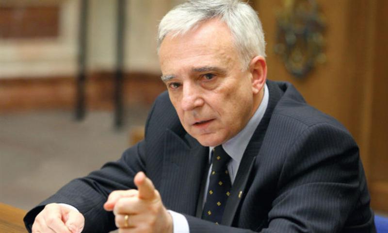 Isărescu: Daţi-mi voie să mă retrag, să plec acasă, adică la bancă şi să am grijă de ROBOR