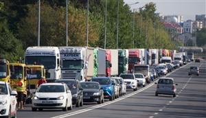 Transportatorii rutieri din România şi 14 ţări UE resping Directiva privind detaşarea lucrătorilor