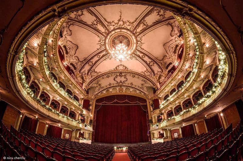 Regal de operă la Cluj