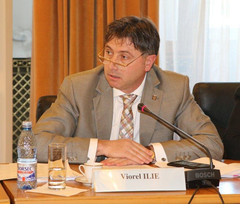 Liderii coaliţiei guvernamentale se întâlnesc vineri. Va fi discutată şi situaţia lui Viorel Ilie