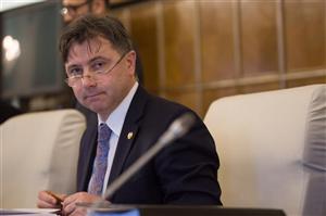 Cum îl salvează ALDE pe ministrul Ilie, propus de Tudose pentru remaniere