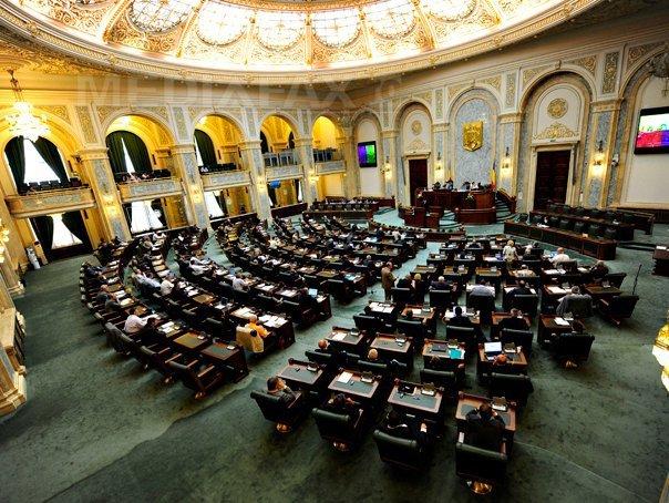 Revenirea la alegerea primarilor în două tururi, respinsă în Comisia juridică din Senat