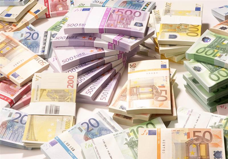 LIVE. 40.000 de euro pentru repatrierea „creierelor Clujului”