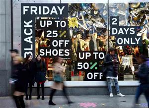 Istoria Black Friday | Cum a apărut şi ce semnificaţie are ziua cunoscută acum pentru marile reduceri din magazine