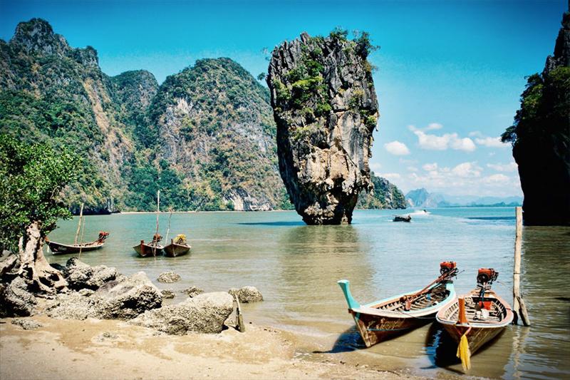 Minivacanţa de 1 Decembrie: de pe Valea Prahovei şi Felix, în Thailanda sau Cuba. VEZI tarifele