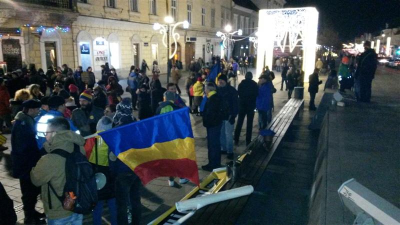 Trei mii de clujenii în stradă: ”Tăcerea noastră e puterea lor, așa că hai să facem gălăgie!” Un nou protest împotriva Legilor Justiției GALERIE FOTO - VIDEO