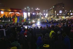 Program de duminică: prima dată comemorare, apoi protest