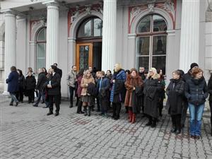 Magistraţii din Cluj protestează împotriva legilor justiţiei. 