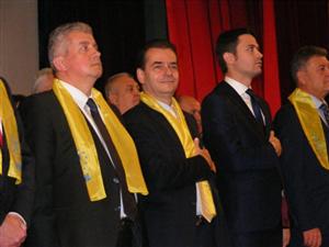 Aleşii locali ai PNL critică respingerea amendamentelor la buget referitoare la finanţarea administraţiilor locale