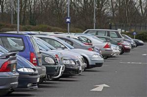 Se eliberează abonamentele de parcare pentru zona centrală. VEZI preţurile pentru 2018 