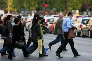 ANALIZĂ | Nimeni nu vrea să lucreze pe 1.000 de lei. 