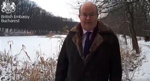 Ziua Culturii Naționale | Paul Brummell, ambasadorul Marii Britanii, recită o poezie de Eminescu - VIDEO
