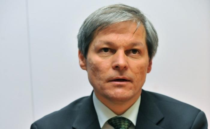 Cioloş răspunde PDS-ALDE: Modificările Guvernului tehnocrat nu au provocat ieşirea în stradă a sute de mii de români