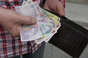 Ministrul Finanţelor: angajatorii din patru sectoare vor reţine la sursă CASS 