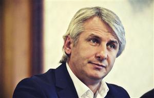 Ministrul Finanţelor, despre plafonarea dobânzilor la credite: Statul nu trebuie să intervină în piaţă
