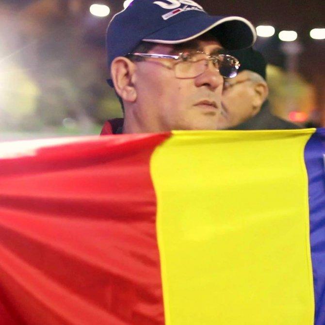 Protestatar surdo-mut, amendat pentru că a „scandat” lozinci împotriva PSD!  Trebuie să plătească 2.000 lei