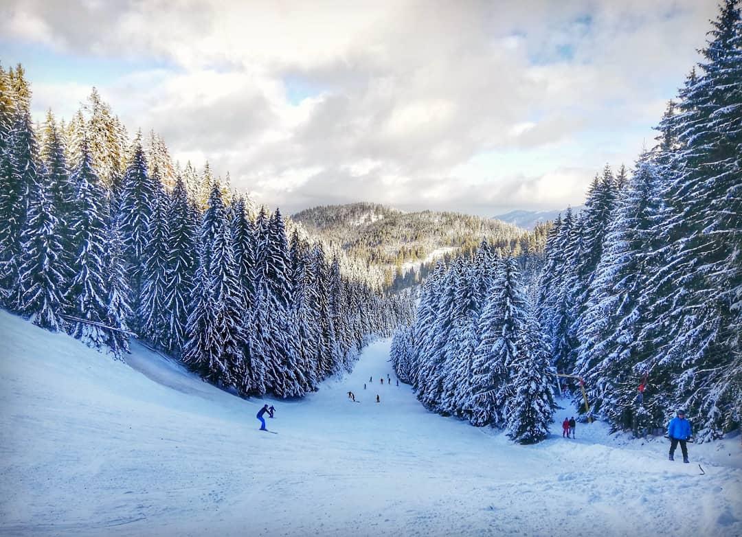 FOTO: Weekend la ski. Peisaje uimitoare pe pârtiile din Cluj