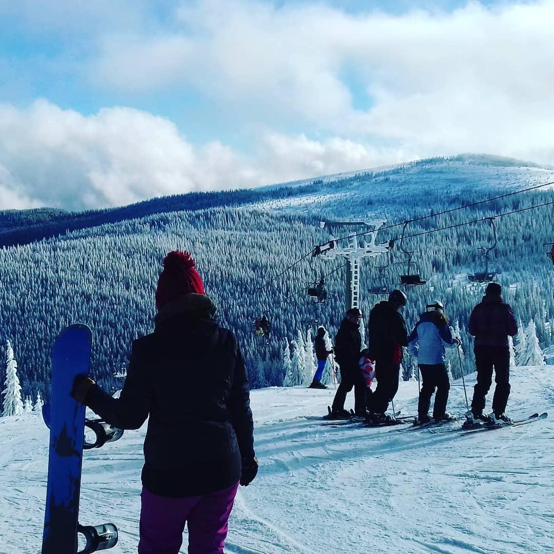 FOTO: Weekend la ski. Peisaje uimitoare pe pârtiile din Cluj